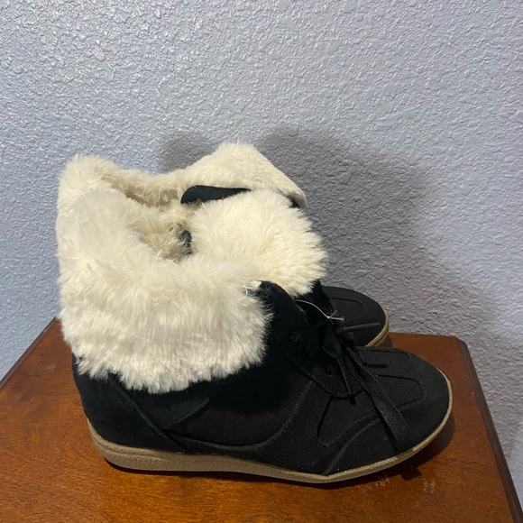 Justice booties size 2 girls - Picture 1 of 5